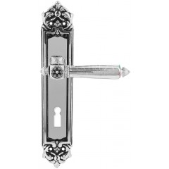 leon-pl02-f24-key.1200x1000