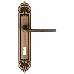 terni-pl02-f03-key.1200x1000