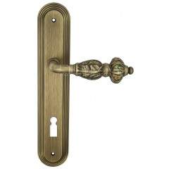 tesla-pl05-f03-key.1200x1000