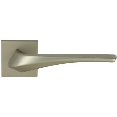 gira-r11-f20.1200x1000